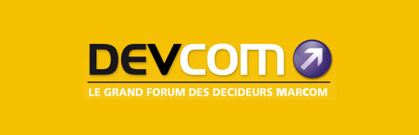Logo de DevCom