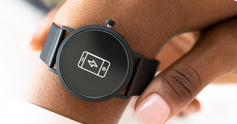 montre avec icone téléphone et éclair